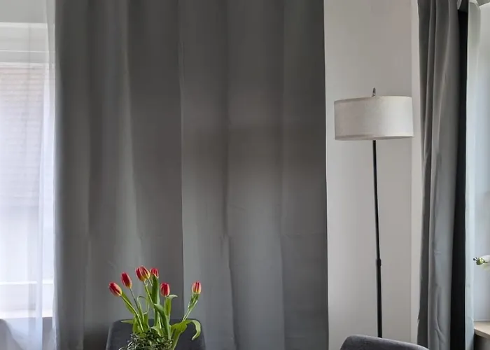 Samira Ρότενμπουργκ (Τάουμπερ)